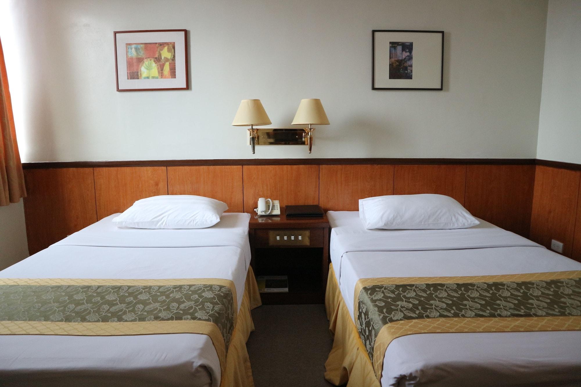 Iloilo Business Hotel Kültér fotó